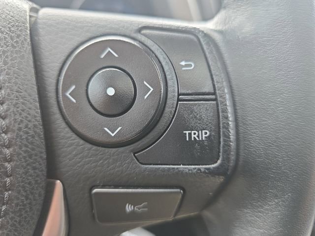 Used 2017 Toyota RAV4 XLE image 18