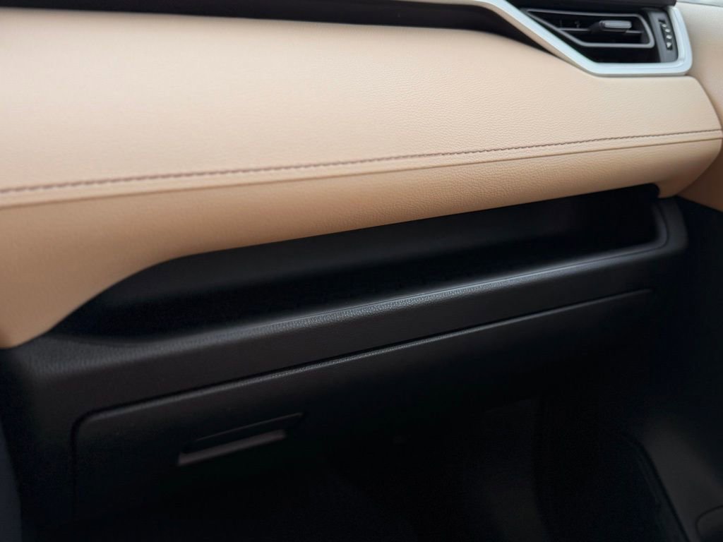 Used 2021 Toyota RAV4 XLE image 23