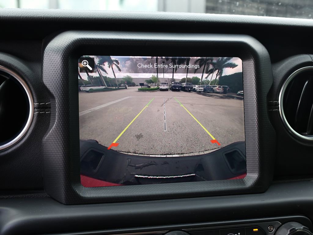 Used 2020 Jeep Gladiator Overland image 29