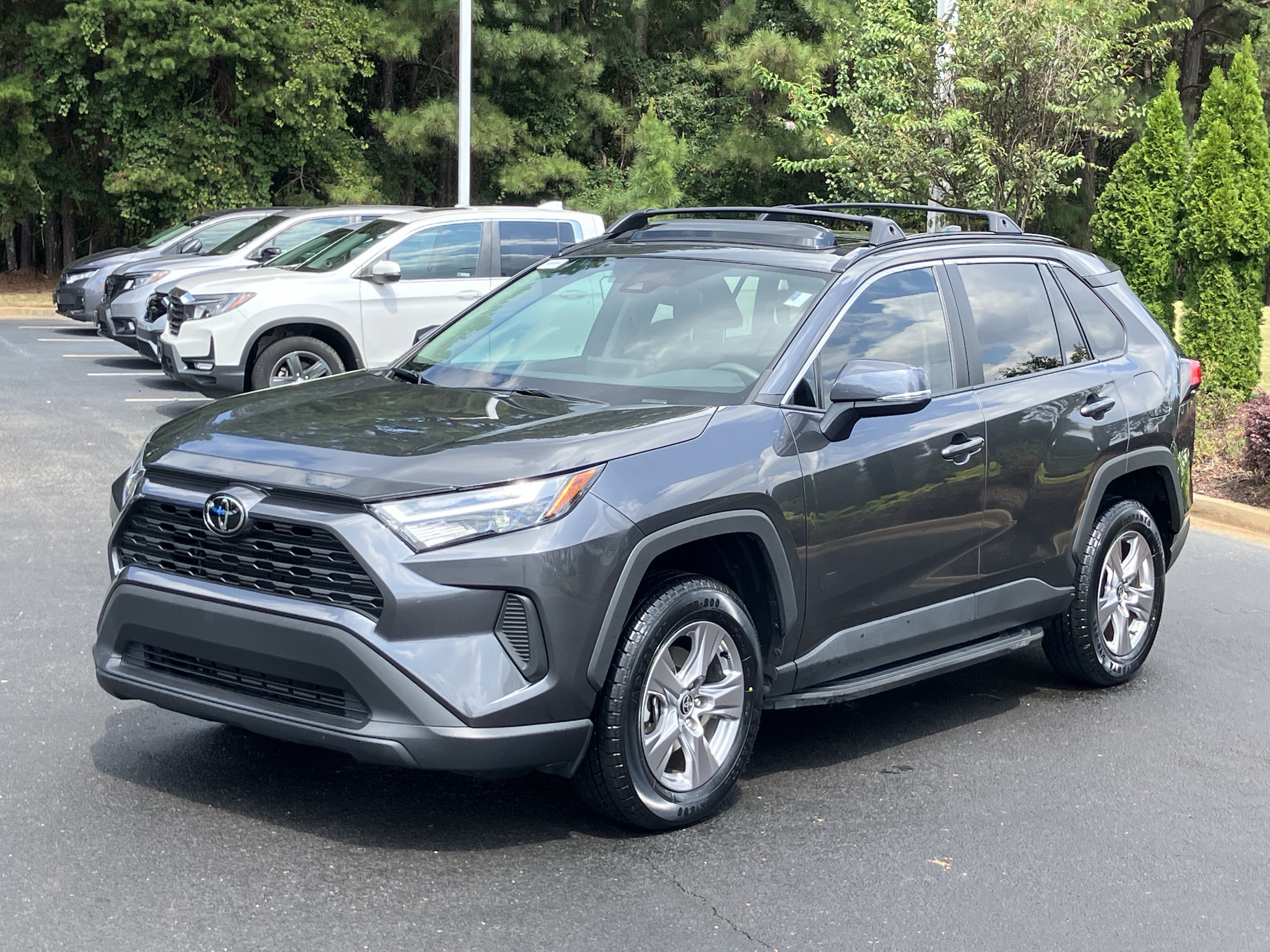 Used 2023 Toyota RAV4 XLE w/ Convenience Package FWD image 6
