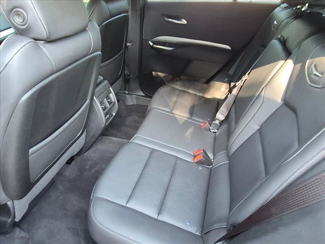 Used 2022 Cadillac XT4 Premium Luxury w/ Safety Alert Package FWD image 18