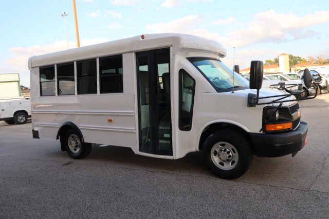 Used 2013 Chevrolet Express 3500 w/ School Bus Package RWD image 3