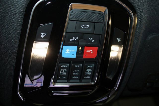 Used 2024 Jeep Grand Cherokee Summit image 41