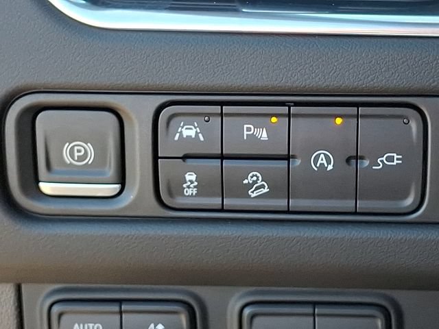 Used 2022 Chevrolet Tahoe Z71 AWD/4WD image 24