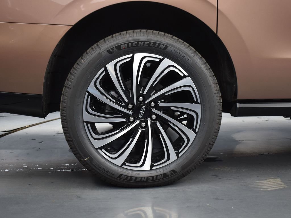 New 2026 Lincoln Navigator L Black Label AWD/4WD image 27