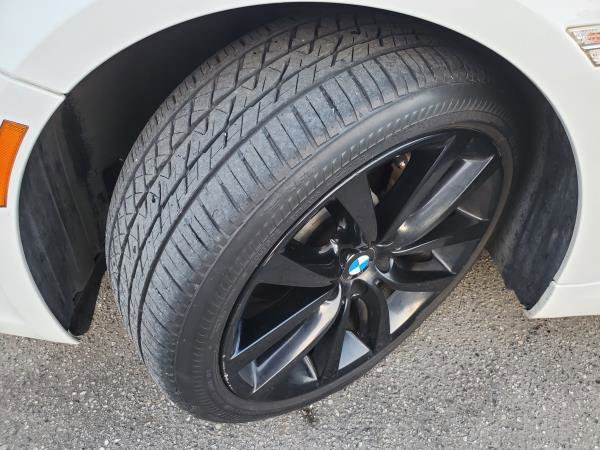 Used 2010 BMW 650i Coupe image 20