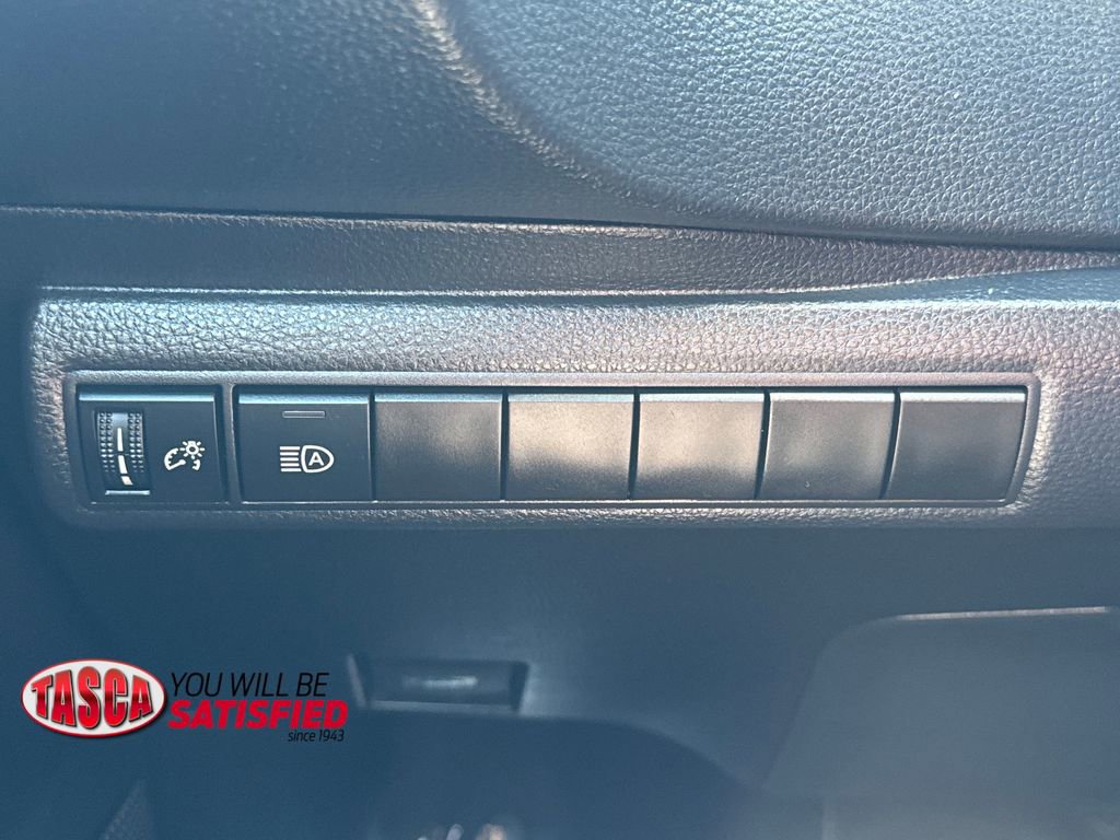 Used 2026 Toyota Corolla LE FWD image 30