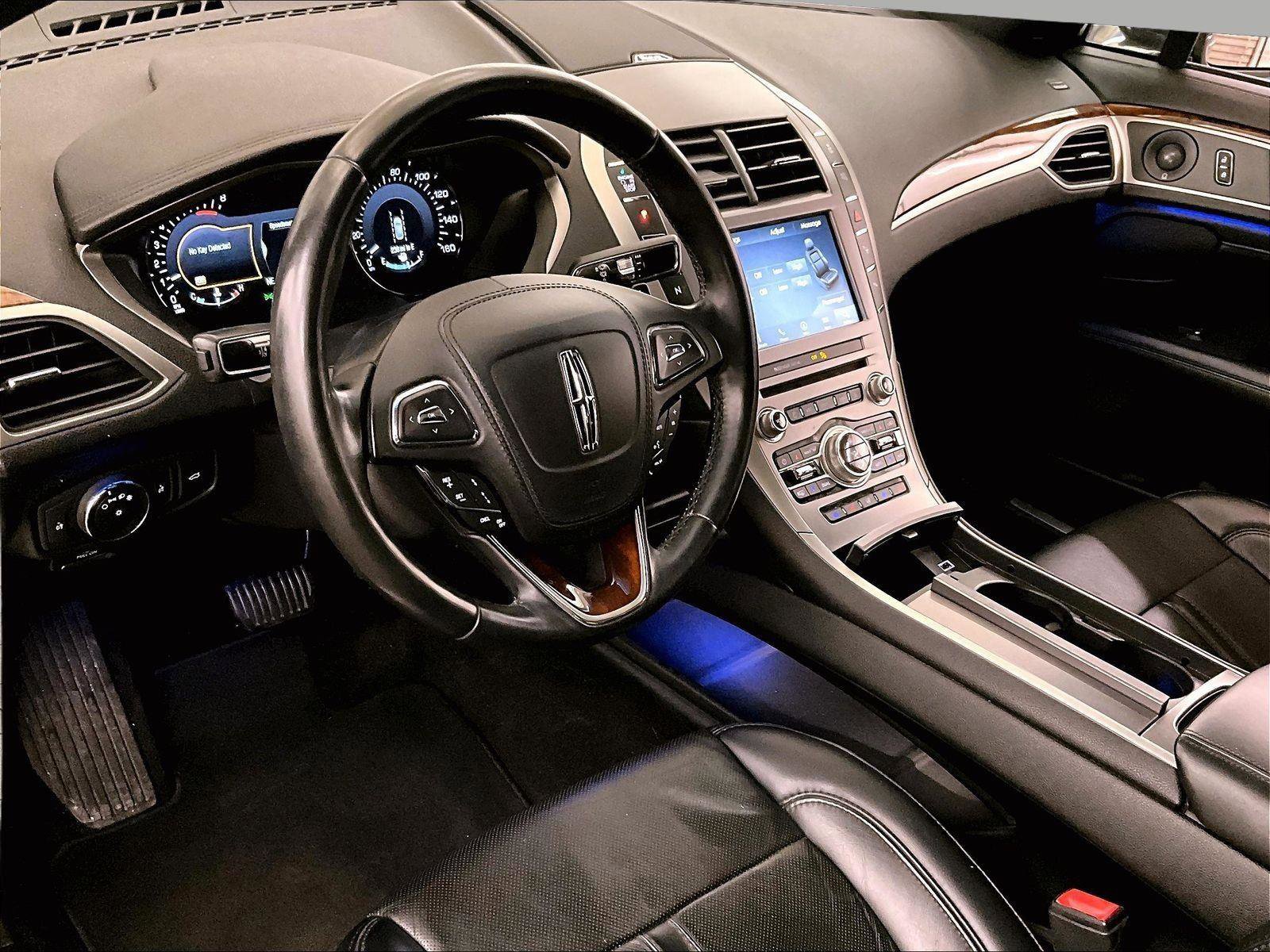 Used 2019 Lincoln MKZ Reserve image 12