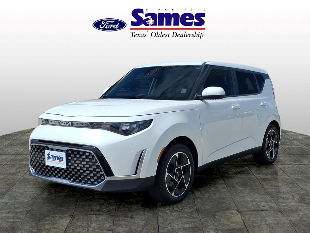 Used 2024 Kia Soul EX FWD image 7