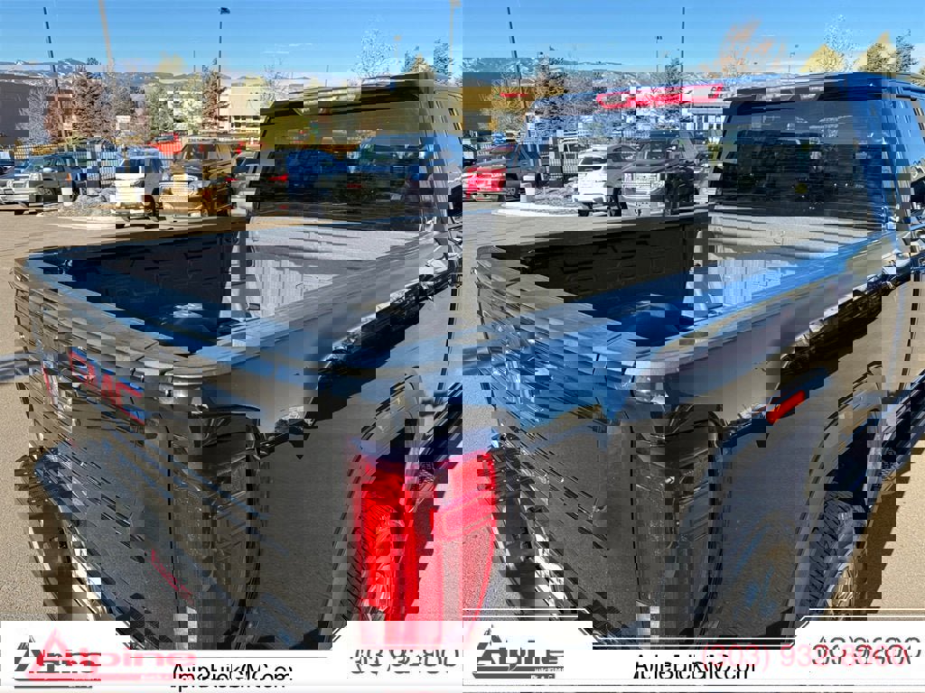 Used 2023 GMC Sierra 2500 AT4 w/ Gooseneck/5TH Wheel Package image 16