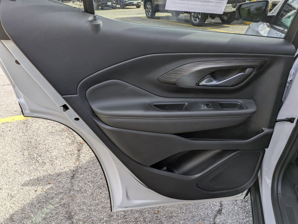 Certified 2022 GMC Terrain SLE w/ Driver Convenience Package image 26