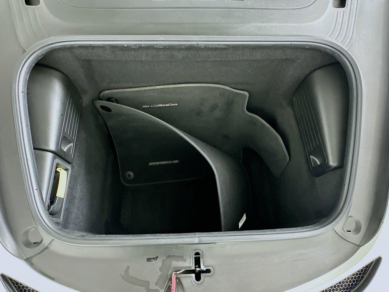 Certified 2020 Porsche 718 Boxster Spyder RWD image 35