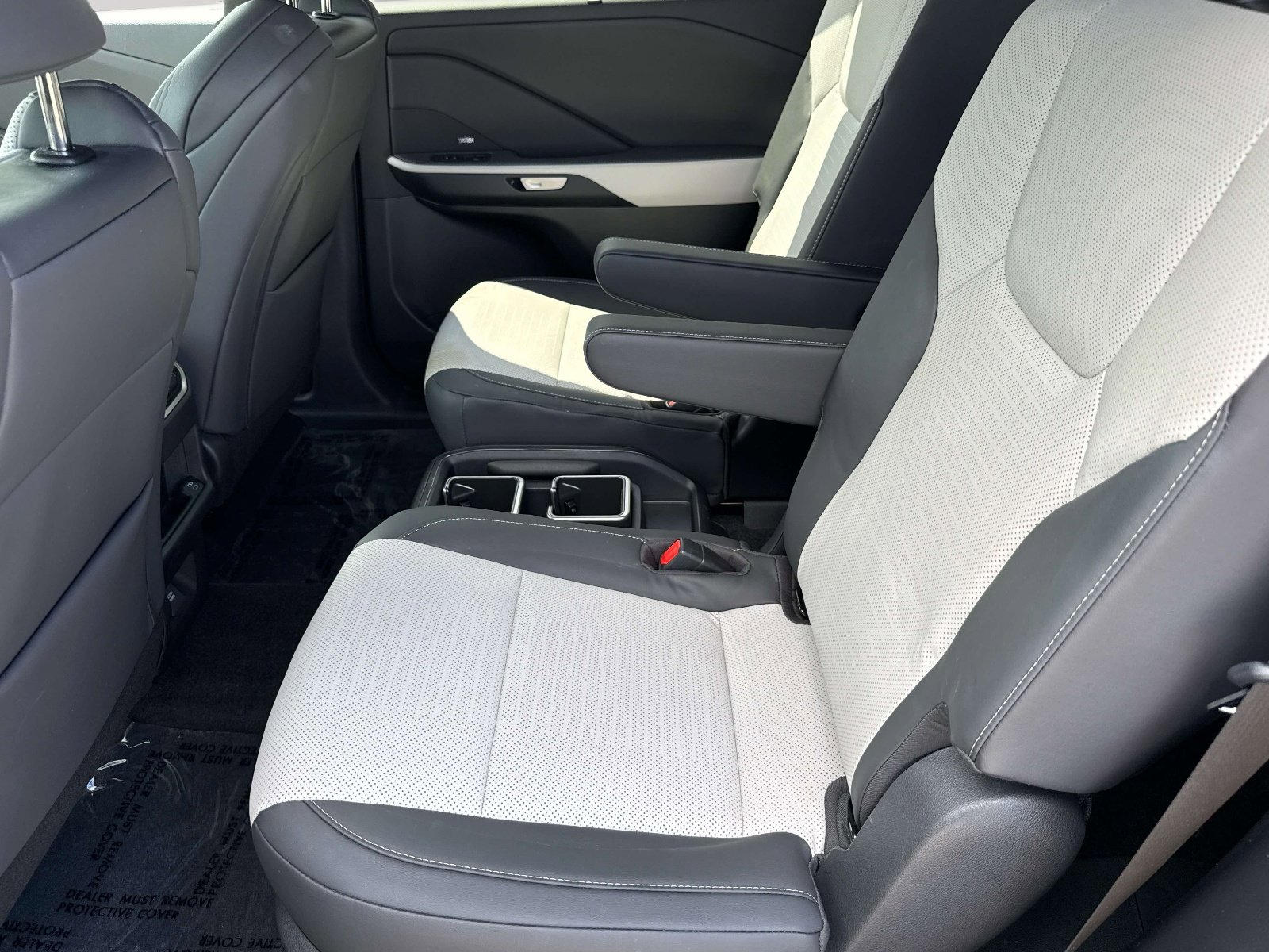 Used 2024 Lexus TX 500h AWD w/ Technology Package image 32