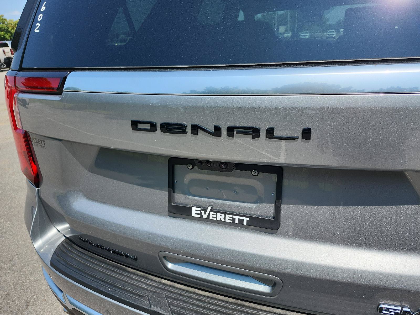 New 2026 GMC Yukon Denali w/ Denali Reserve Package AWD/4WD image 5