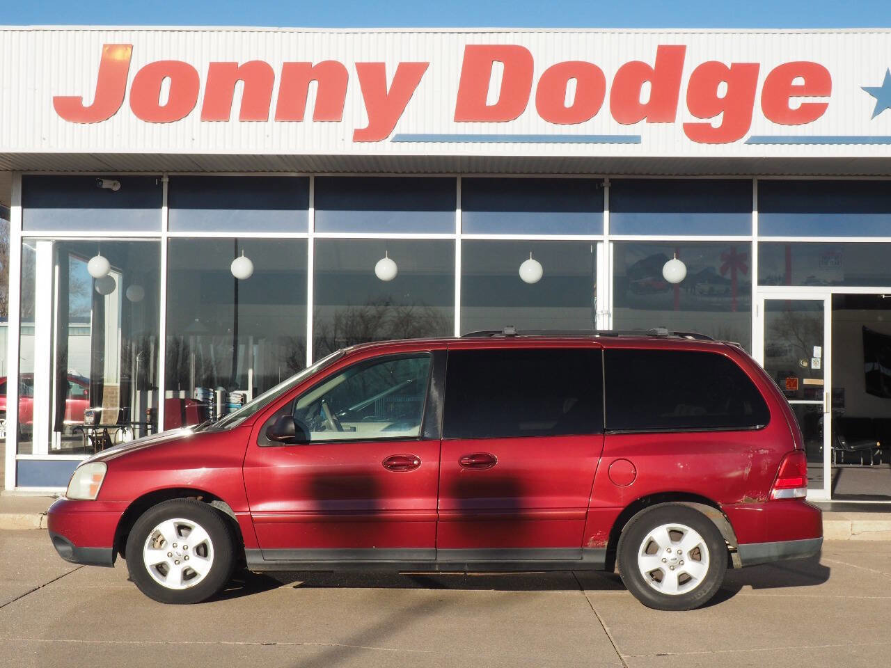 Used 2005 Ford Freestar SES image 2