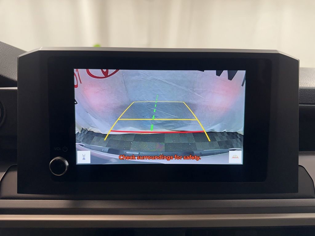 Used 2024 Toyota Tacoma SR5 AWD/4WD image 31