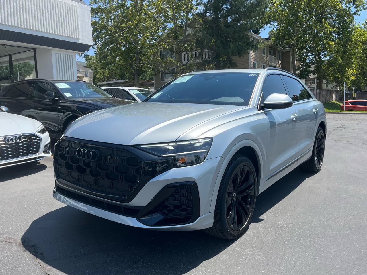 Used 2025 Audi Q8 Premium Plus w/ Premium Plus Package AWD/4WD image 17