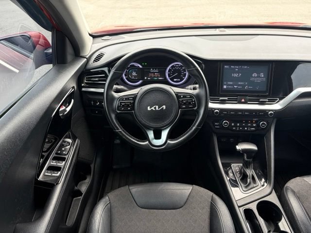Used 2022 Kia Niro LXS FWD image 13