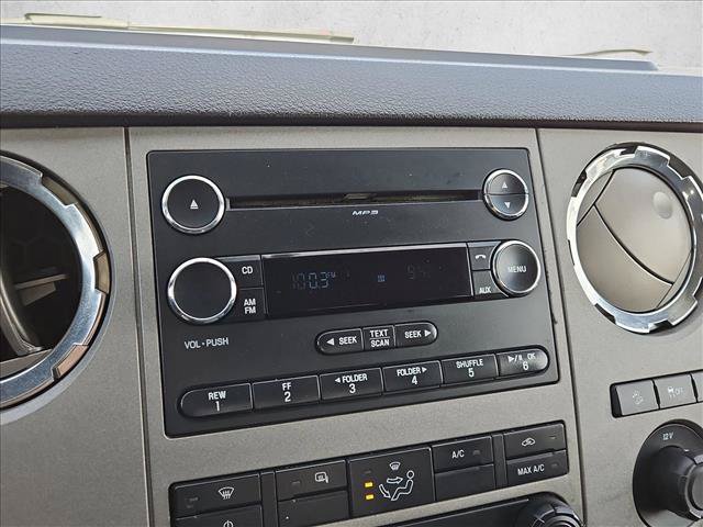 Used 2015 Ford F350 XLT w/ XLT Interior Package AWD/4WD image 8