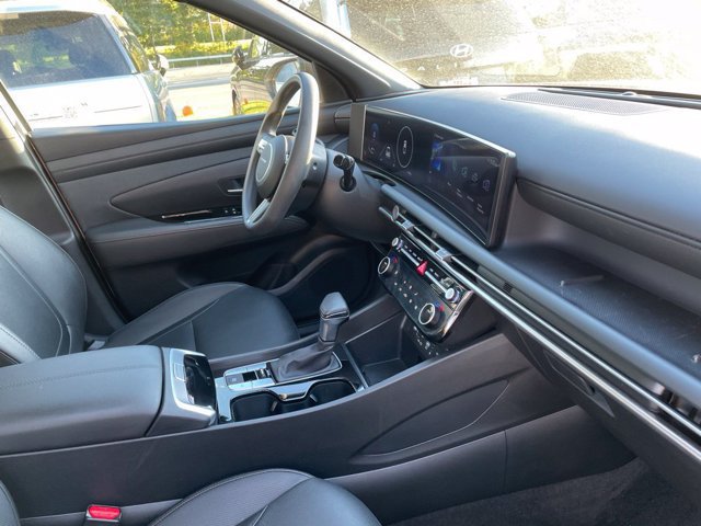 Used 2025 Hyundai Santa Cruz SEL AWD/4WD image 8