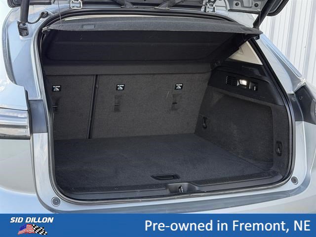 Used 2023 Buick Envision Avenir AWD/4WD image 5