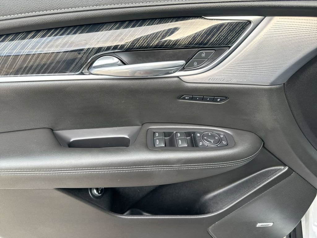 Used 2024 Cadillac XT6 Premium Luxury FWD image 15