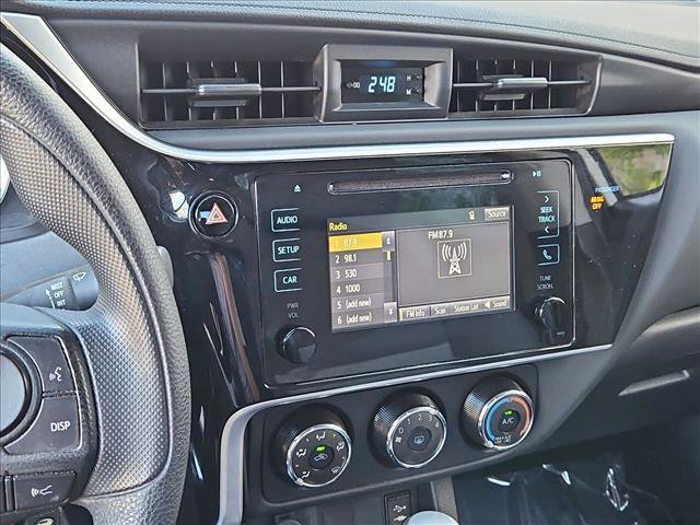 Used 2018 Toyota Corolla L w/ Carpet Mat Package (TMS) FWD image 14