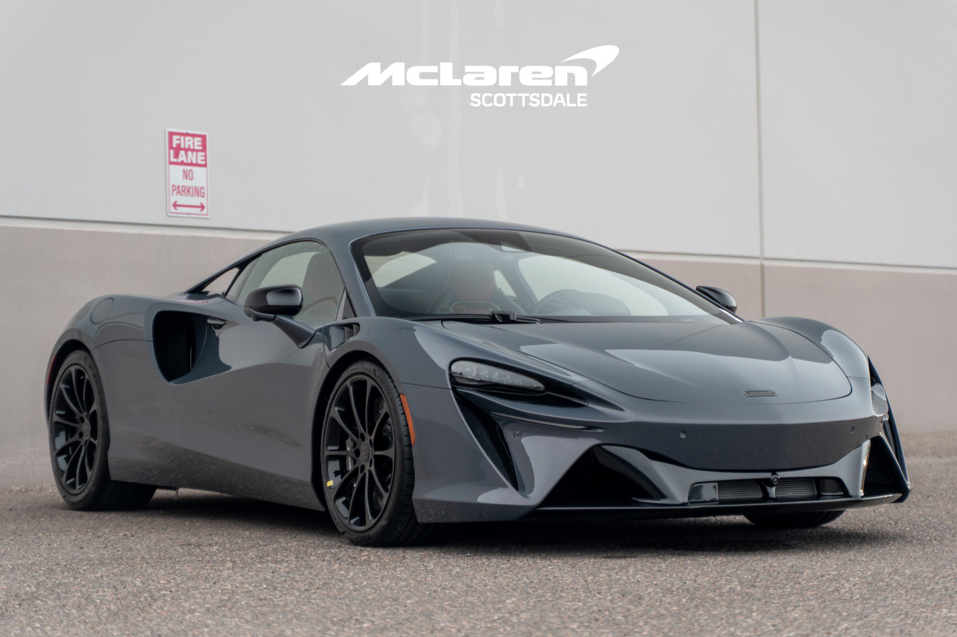 New 2026 McLaren Artura image 9