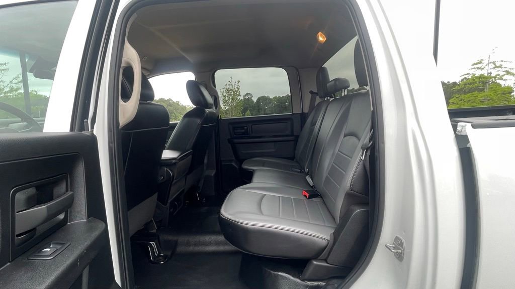 Used 2022 RAM 1500 Tradesman w/ Chrome Appearance Group AWD/4WD image 22