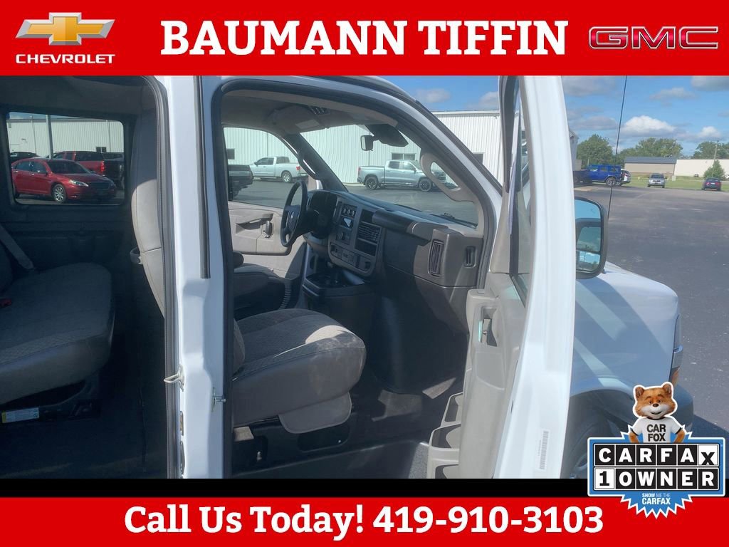 Used 2024 Chevrolet Express 3500 LT w/ LT Preferred Equipment Group RWD image 12