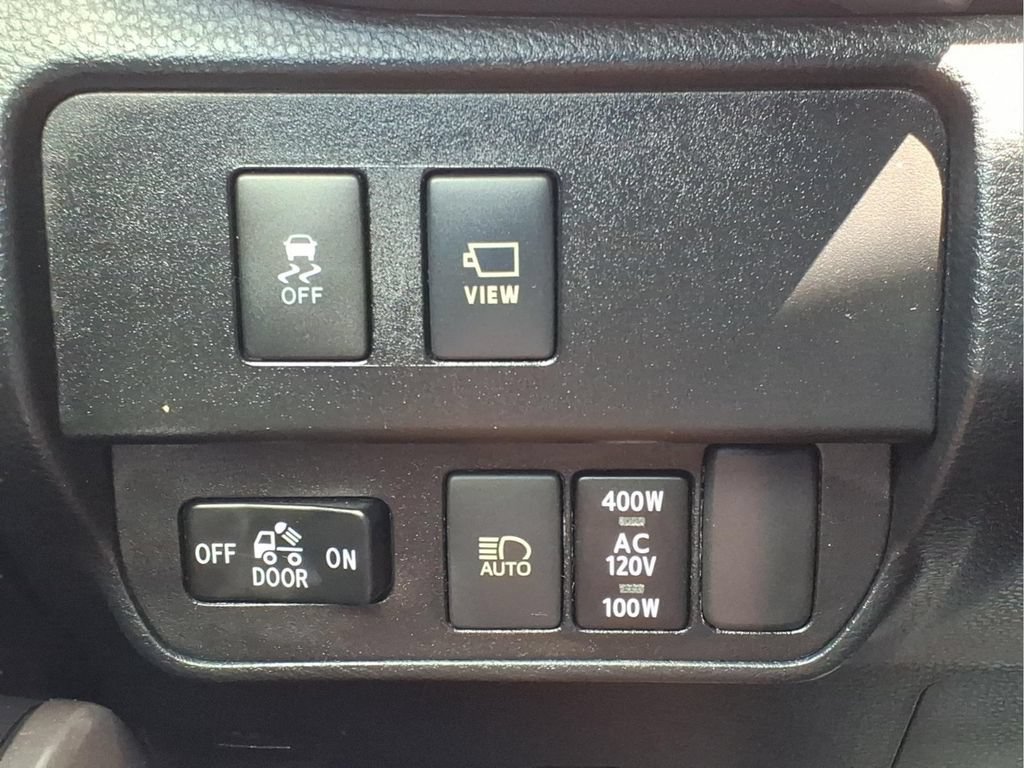 Used 2021 Toyota Tacoma Limited AWD/4WD image 26