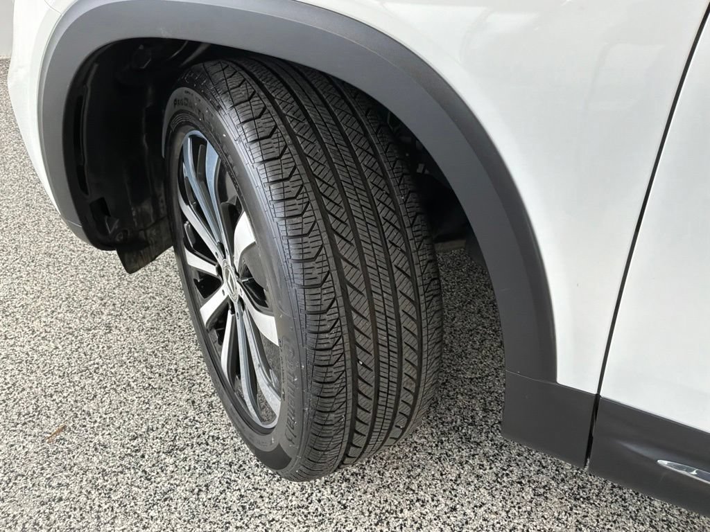 Used 2023 Mercedes-Benz GLB 250 image 3