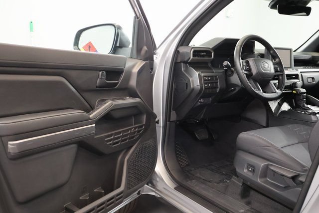 New 2026 Toyota Tacoma SR5 AWD/4WD image 8