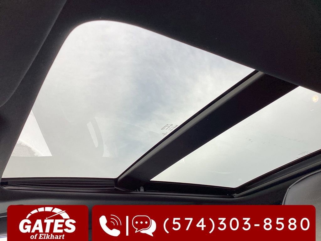 Used 2020 Jeep Grand Cherokee Limited w/ Luxury Group II image 4