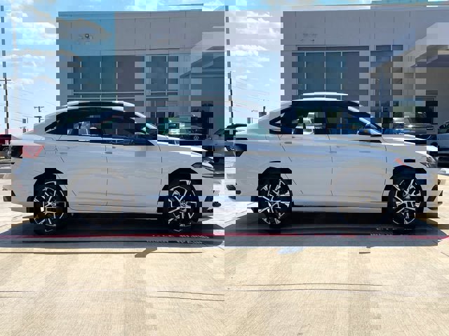 New 2025 Volkswagen Jetta Sport image 9