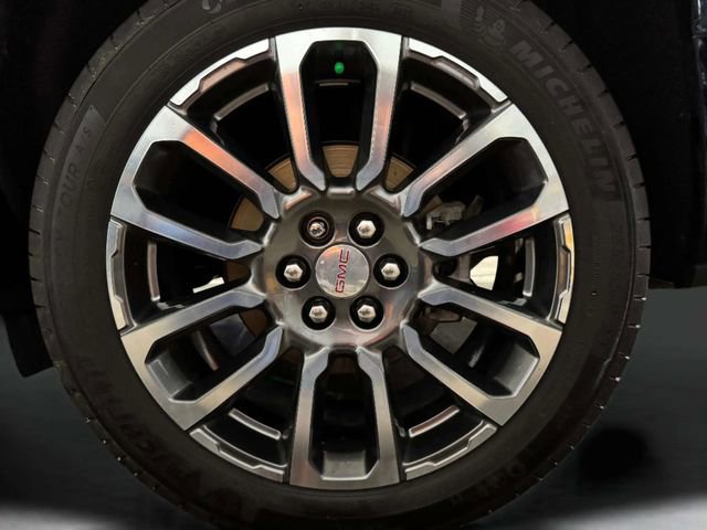 Used 2023 GMC Acadia Denali w/ Denali Technology Package image 37