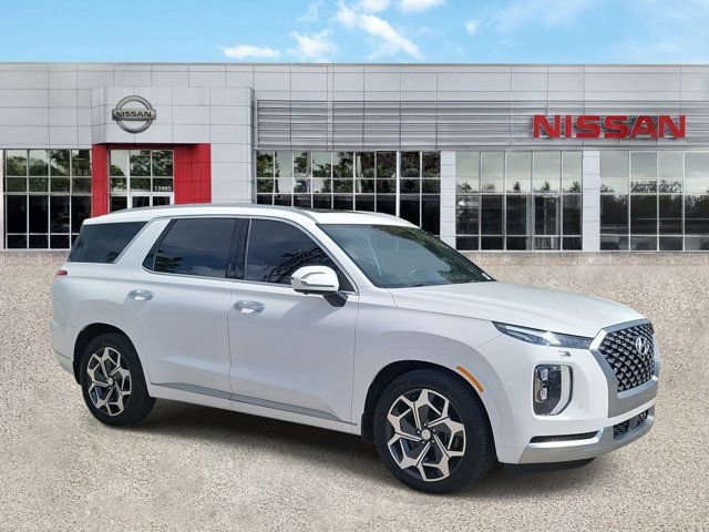 Used 2021 Hyundai Palisade Calligraphy w/ Winter Package image 2