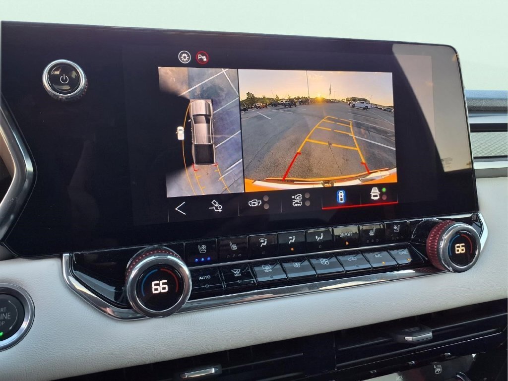 Used 2026 GMC Canyon AT4X AWD/4WD image 29
