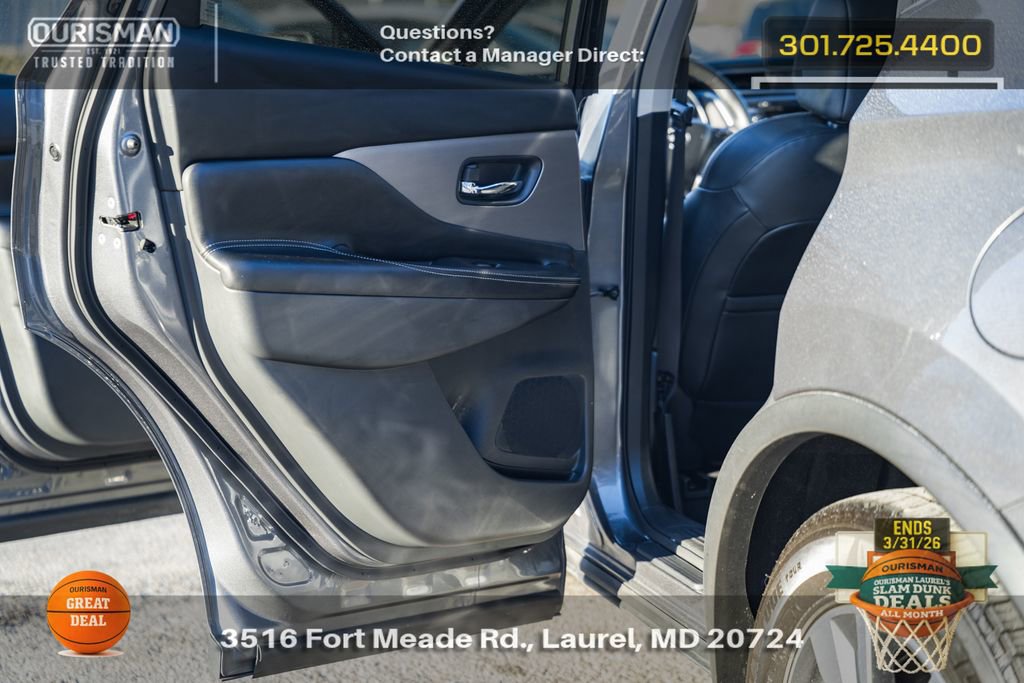 Used 2023 Nissan Murano SV image 37