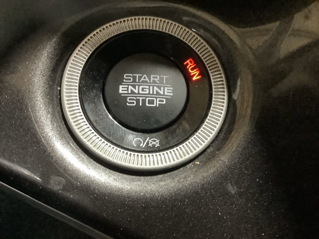 Certified 2023 Jeep Grand Cherokee L Laredo image 32