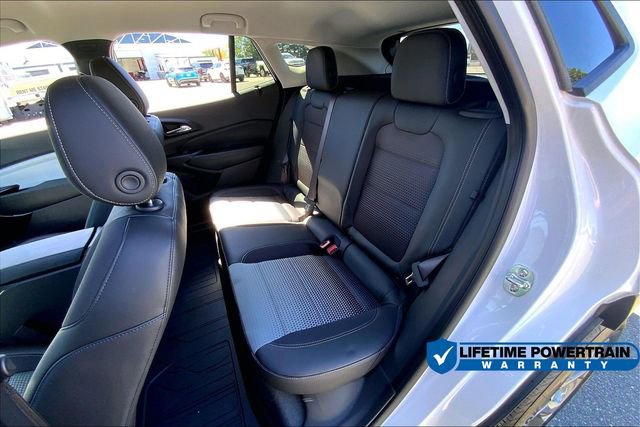 New 2025 Chevrolet Trax LT w/ Driver Confidence Package FWD image 11