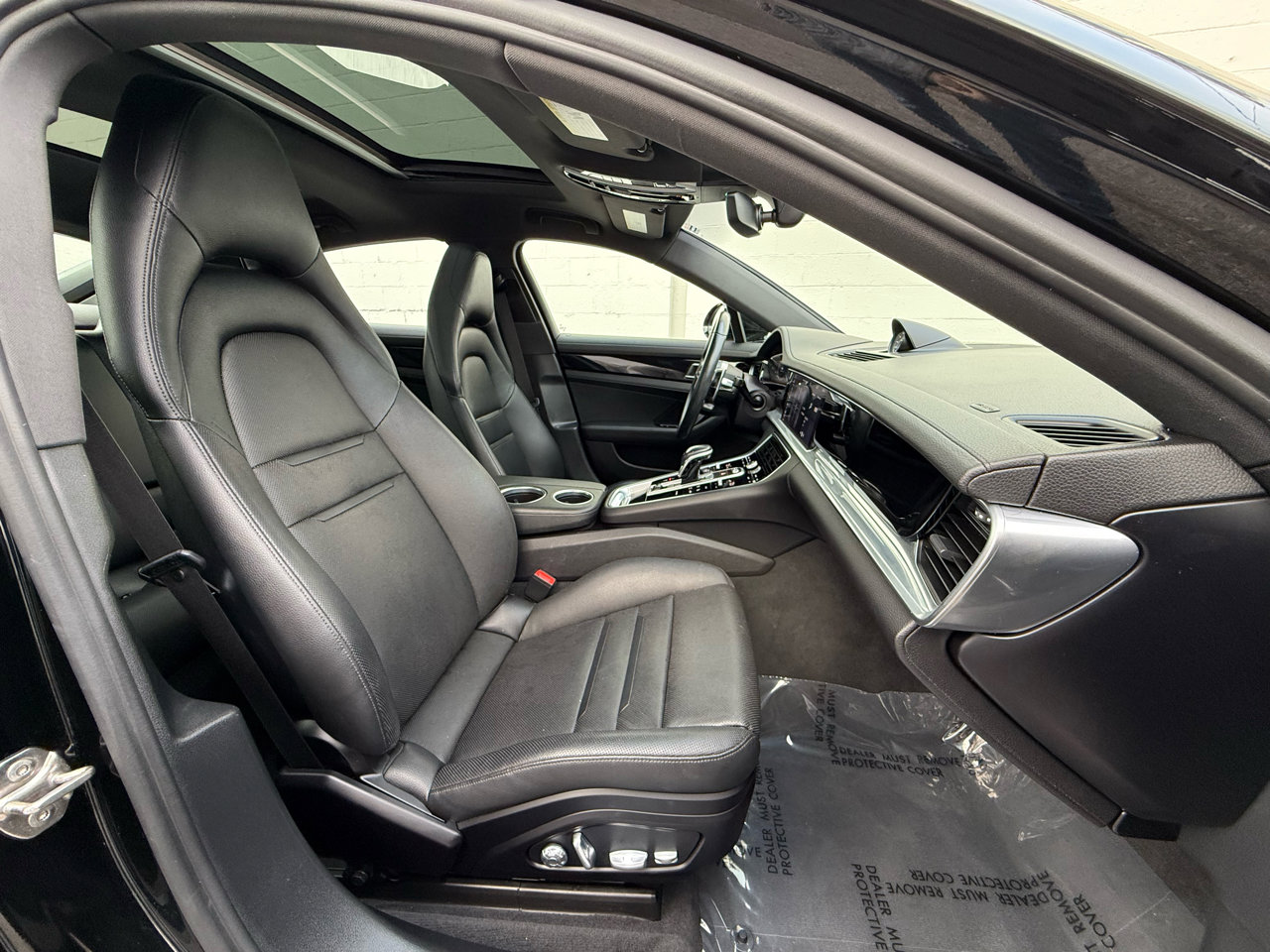 Used 2019 Porsche Panamera 4 image 28