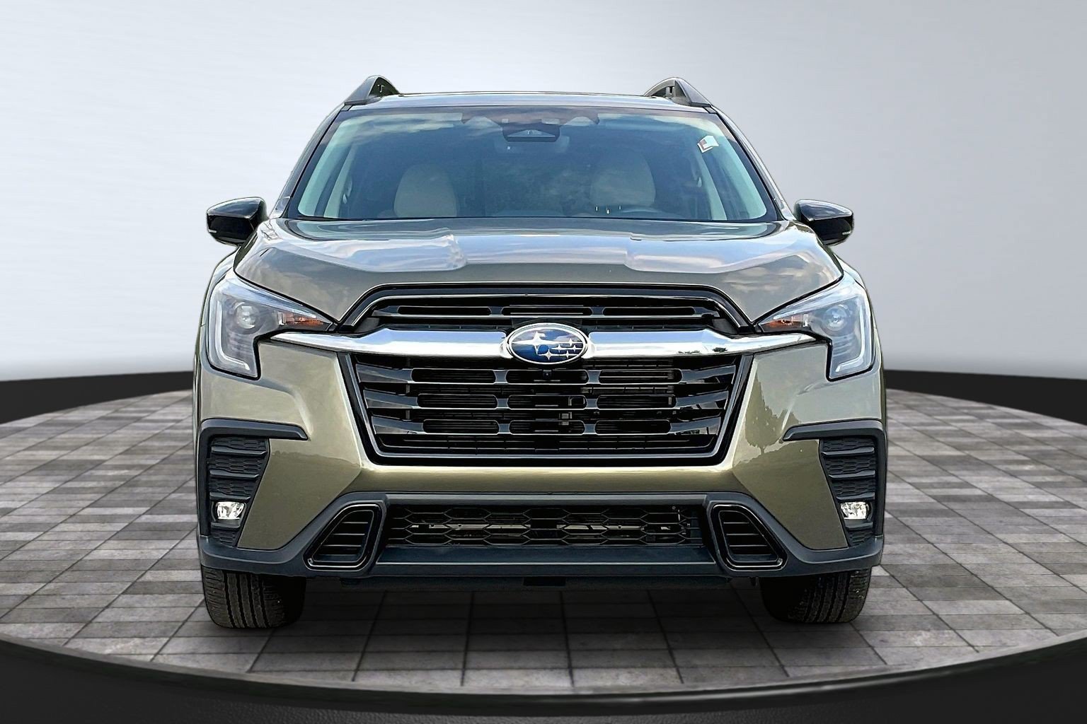 Used 2025 Subaru Ascent Limited AWD/4WD image 3