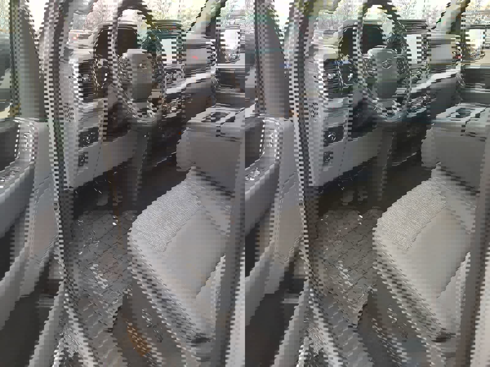 Used 2022 Ford F150 XLT w/ Equipment Group 301A Mid image 10