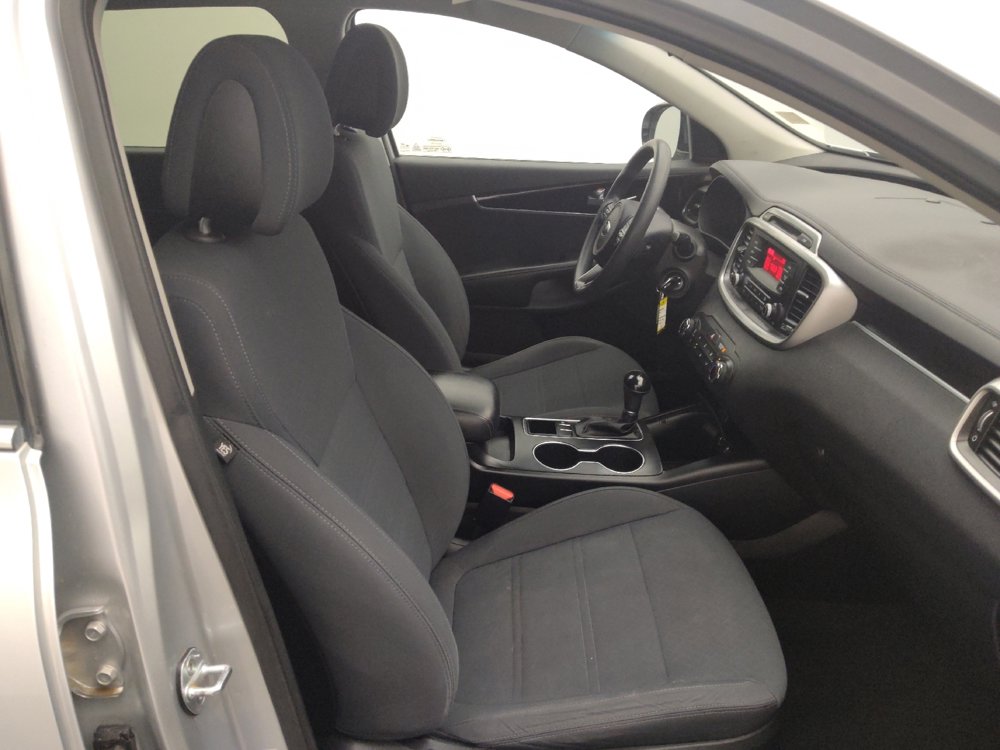 Used 2016 Kia Sorento L image 21