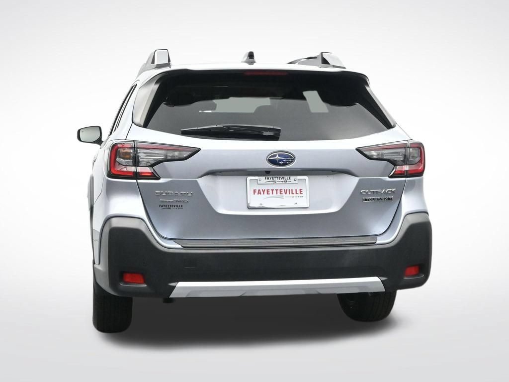 Used 2024 Subaru Outback Touring XT AWD/4WD image 8