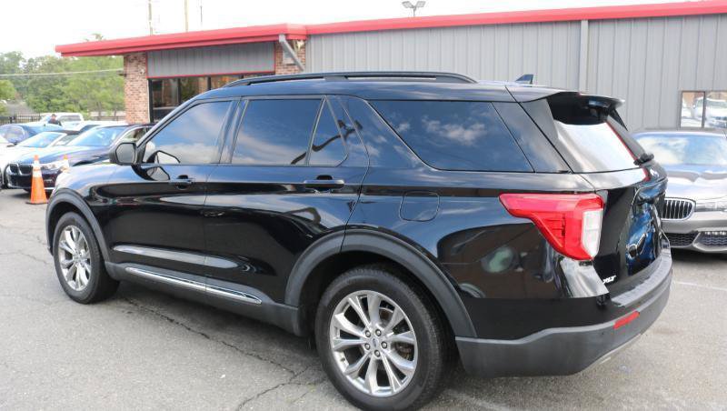 Used 2020 Ford Explorer XLT w/ Equipment Group 202A RWD image 5