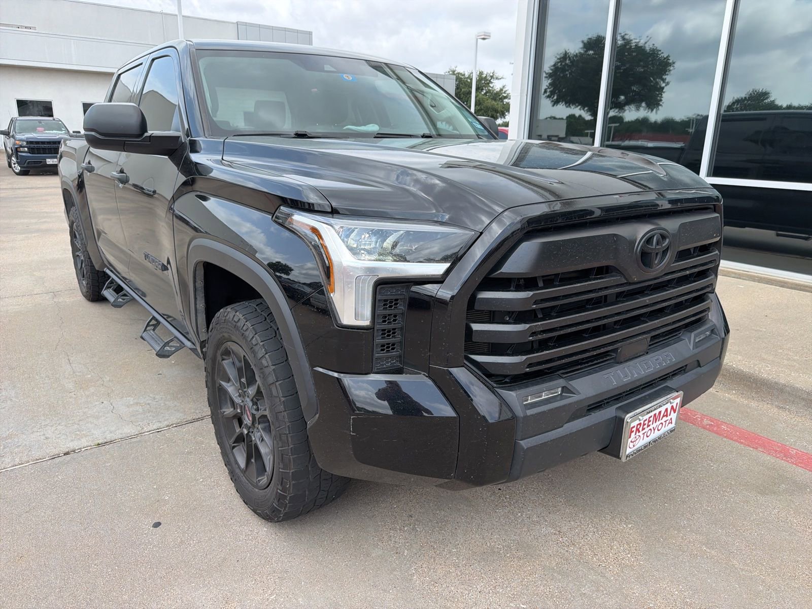 Used 2023 Toyota Tundra SR5 AWD/4WD image 4