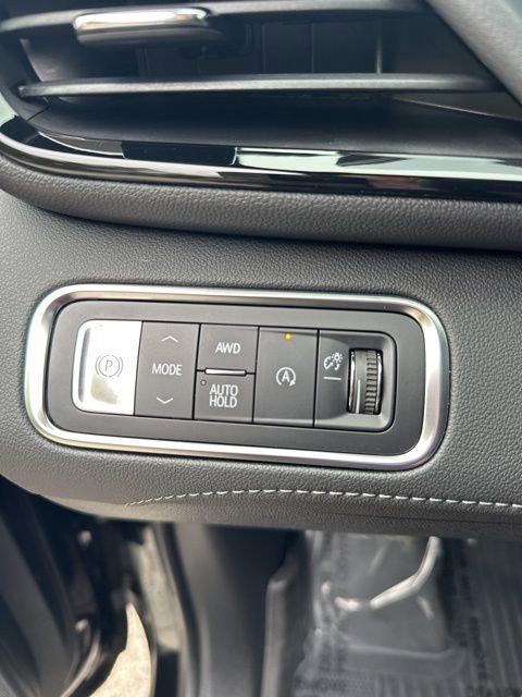 Used 2025 Buick Enclave Avenir AWD/4WD image 36