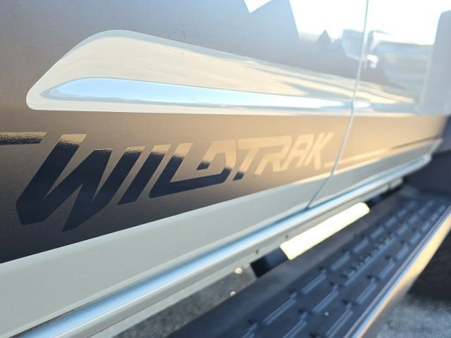 Used 2022 Ford Bronco Wildtrak image 10
